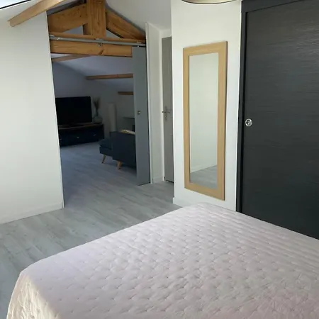 Appartement Cosy Avec Terrasse *